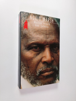 Ngaio Marsh : Mustaa miestä ken pelkäisi