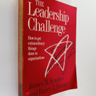James M. Kouzes : The leadership challenge : how to get e... - pikkukuva 1