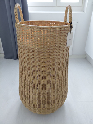 Ferm Living punottu pyykkikori (käyttämätön)