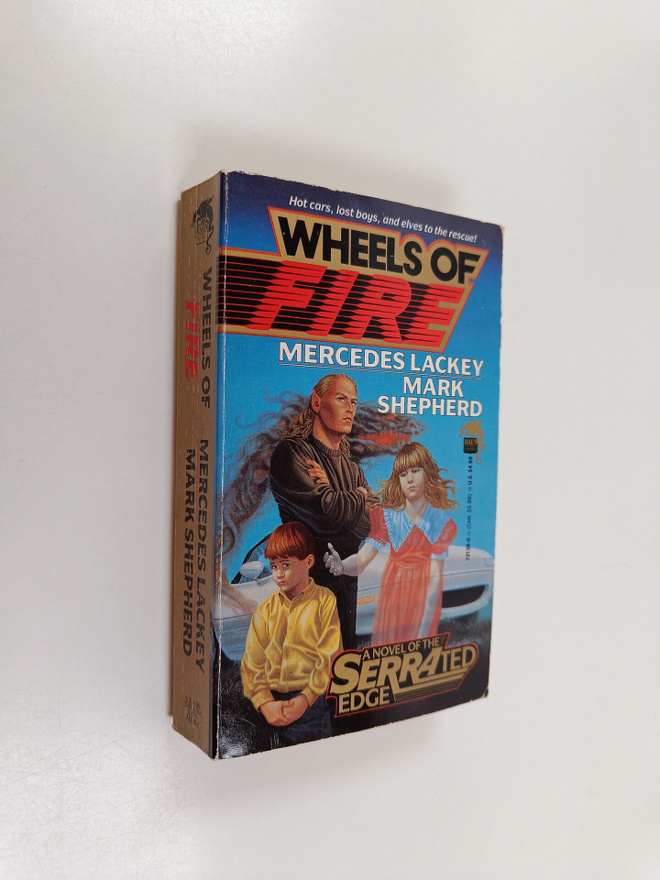 Mercedes Lackey ym. : Wheels of Fire