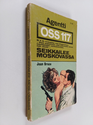 Jean Bruce : Agentti OSS 117 seikkailee Moskovassa