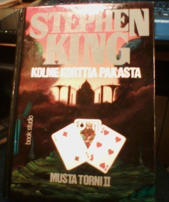 Stephen King: Kolme korttia pakasta (kovakantinen) Sis.pk:t