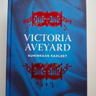 Aveyard, Victoria: Hopea 3: Kuninkaan kahleet - pikkukuva 1