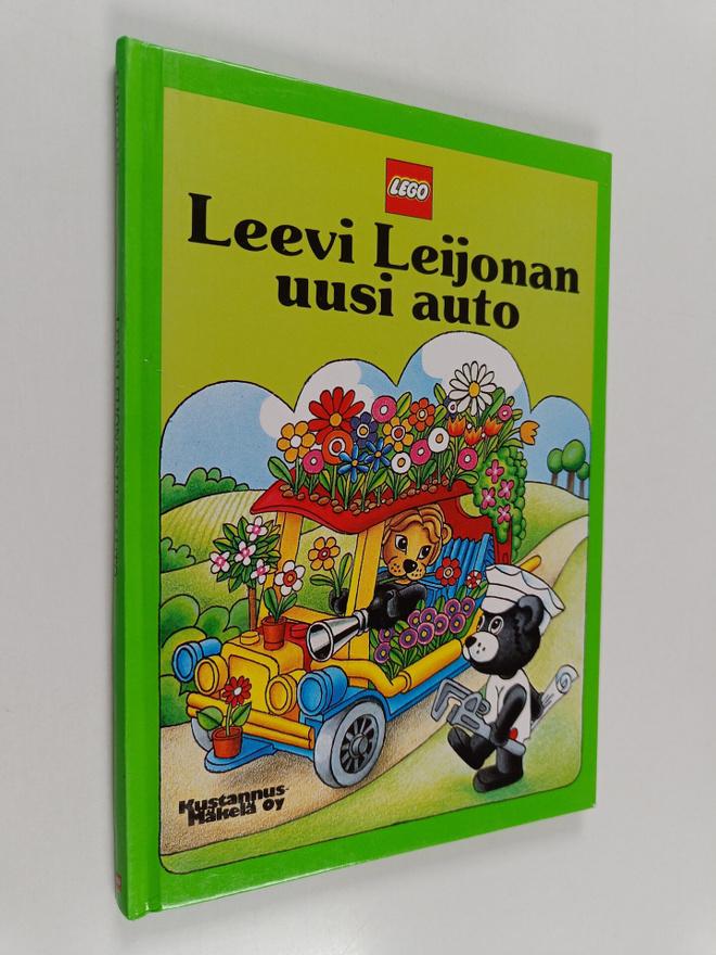 Georgie Adams : Leevi Leijonan uusi auto