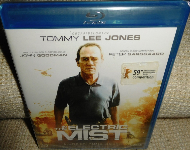 In The Electric Mist (muoveissa) Blu-ray