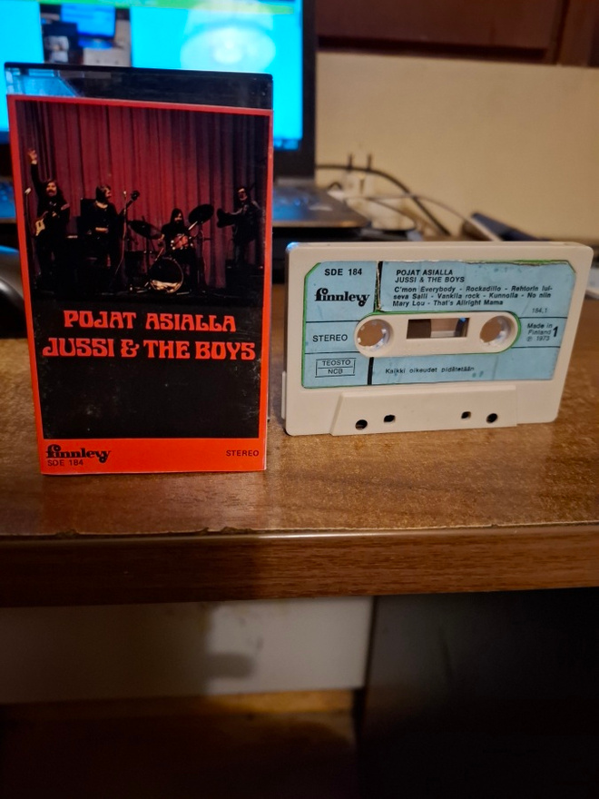 Jussi & The Boys - Pojat Asialla