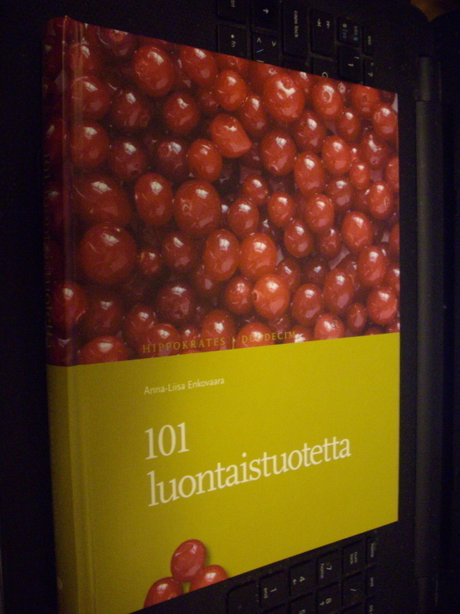 Anna-Liisa Enkovaara : 101 luontaistuotetta ( 1 p. 2005 )