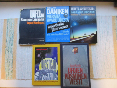 Ufo kirja.
