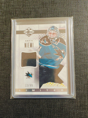Antti Niemi - 12-13 Limited Jersey /99
