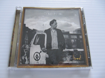 Tero-Petri Uudessa Perheessä CD Uudenveroinen