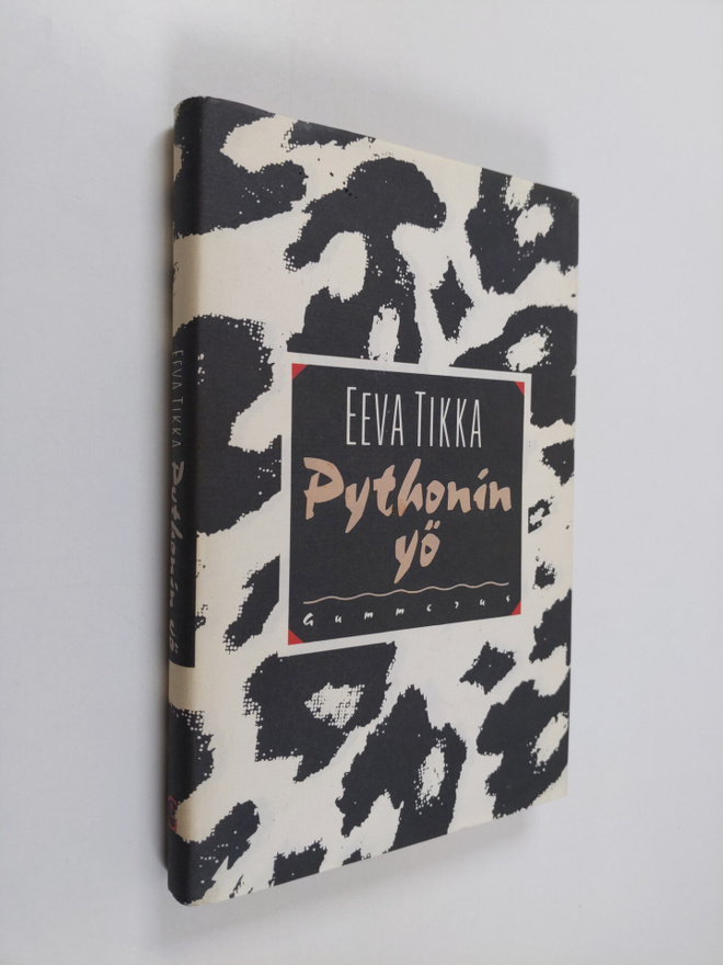 Eeva Tikka : Pythonin yö