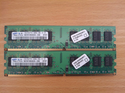 2x 1GB desktop RAM PC2-5300U