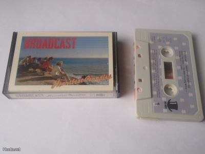 BROADCAST - HEARTBEAT PARADISE c-kasetti