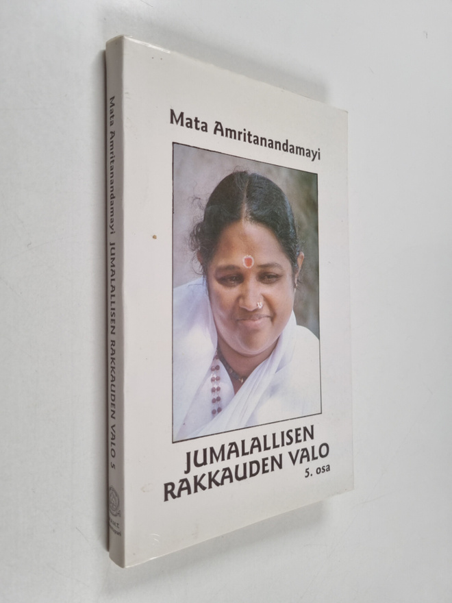 äiti Amma : Jumalallisen rakkauden valo : keskusteluja Sr...