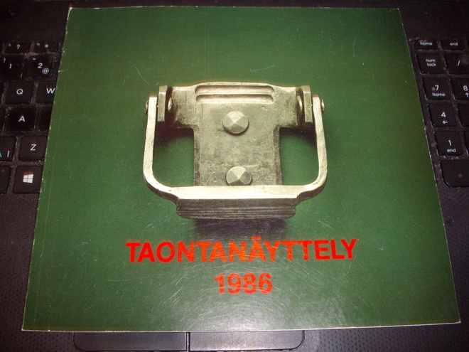 Taontanäyttely  1986  ( 1 p. 1986 ) Sis. postikulun