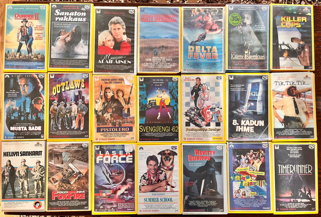 VHS esselte elokuvakasetteja x 21 kpl