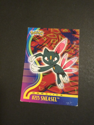Sneasel #215 Pokemon 2001 Topps Johto Champions card