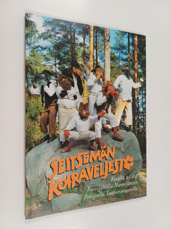 Seitsemän koiraveljestä kesällä 2004 Kivi-juhlilla Nurmij...