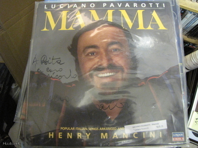 LUCIANO PAVAROTTI - MAMMA LP PAVAROTTIN NIMIKIRJOITUKSELLA
