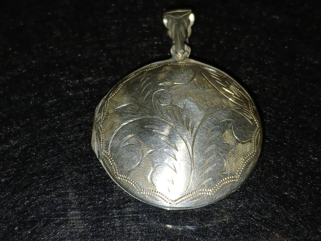 Iso Vanha hopea medaljonki riipus 925 RN