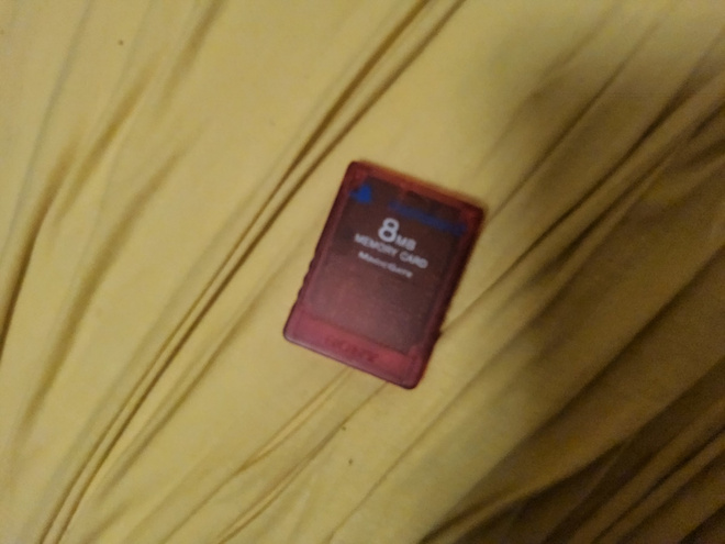 Aito punainen Sony PlayStation 2 Memory Card 8Mb rare
