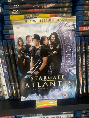 Stargate Atlantis 3. kausi