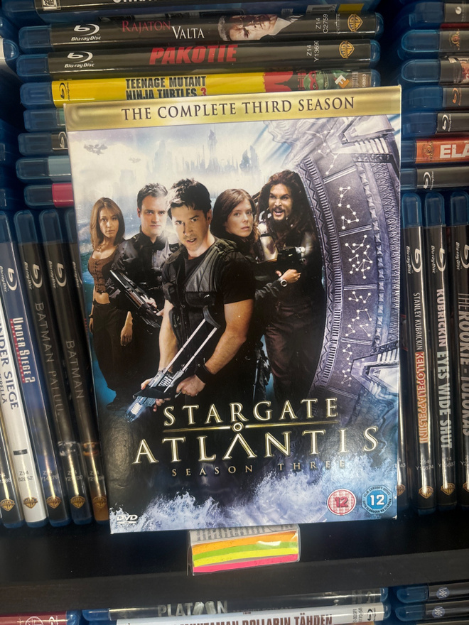 Stargate Atlantis 3. kausi