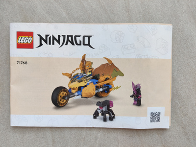 Lego 71768 Jayn kultainen lohikäärmemoottoripyörä