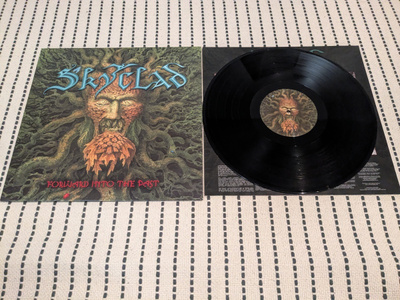 Skyclad - Forward Into The Past (POSH368)