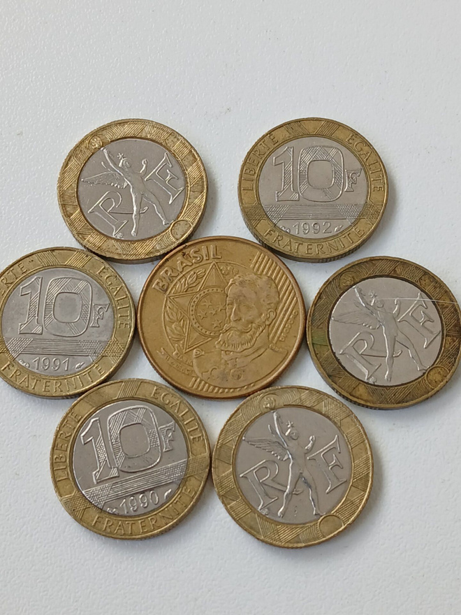 Ranska, 1990 + Brasilian kolikko 2004