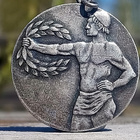 Hopeoitu Urheilumerkki 1955. Halkaisija - 31 mm. - pikkukuva 1