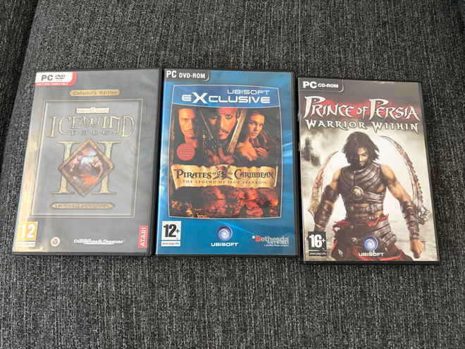 3kpl PC-pelejä