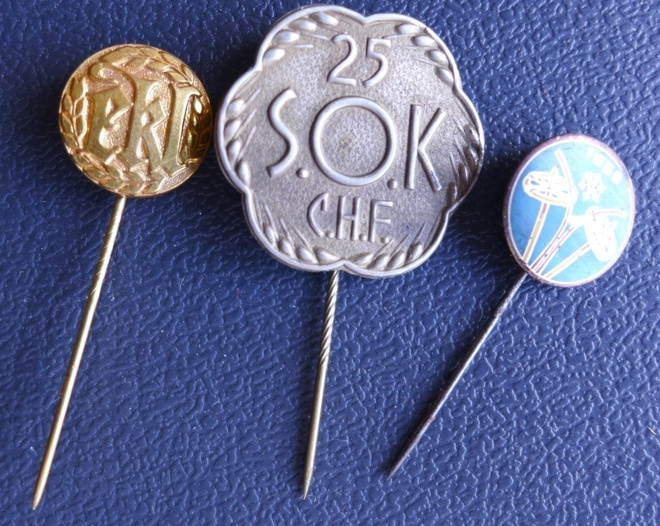 Pinsseja neuloja vanhoja pala historiaa  S.O.K. jne.
