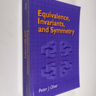Peter J. Olver : Equivalence, Invariants and Symmetry - pikkukuva 1
