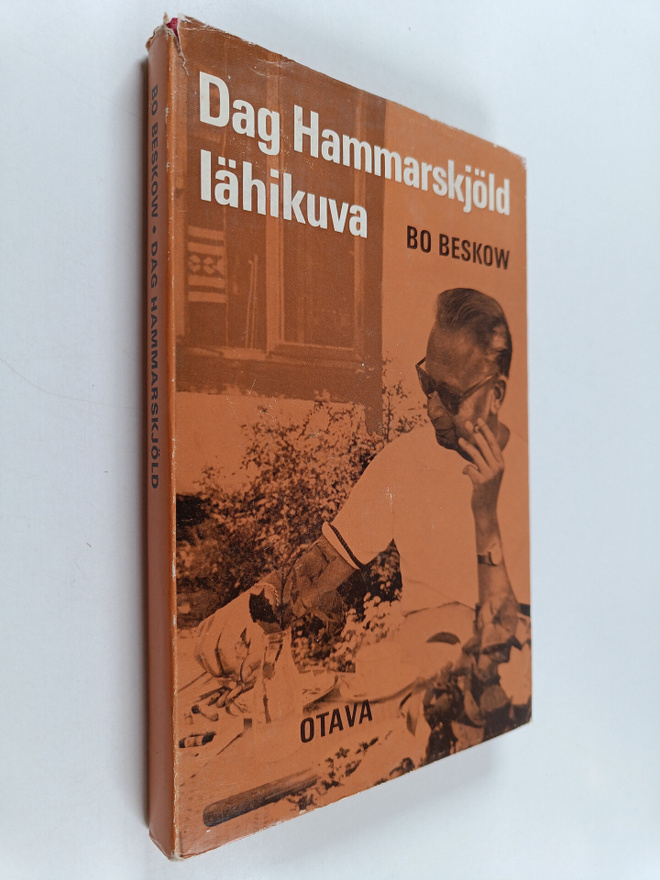 Bo Beskow : Dag Hammarskjöld : lähikuva