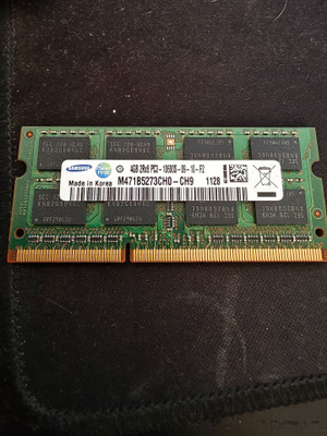 4GB 2Rx8 pc3 10600s-09-10-f2 Samsung
