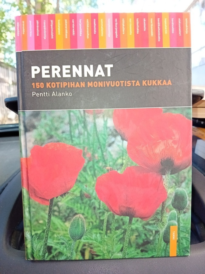 Pentti Alanko  : Perennat ( SIS POSTIKULU )