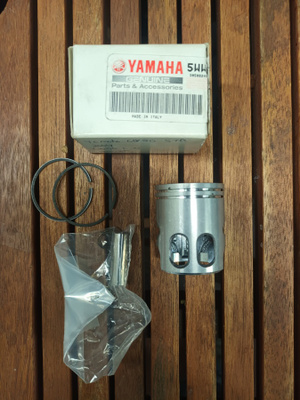 Yamaha CW50 skootterin mäntäsarja 5WW-E1630-00