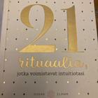 THERESA CHEUNG: 21 RITUAALIA jotka voim intuitiotasi - pikkukuva 1