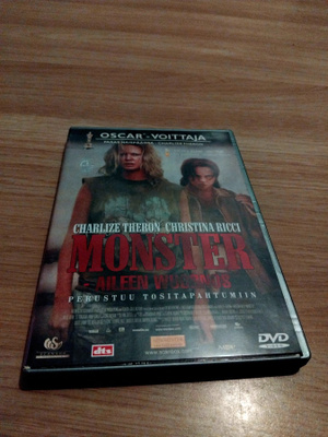 MONSTER DVD ( scanbox )