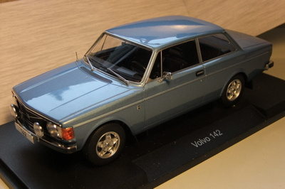 Volvo 142 -73 1:18
