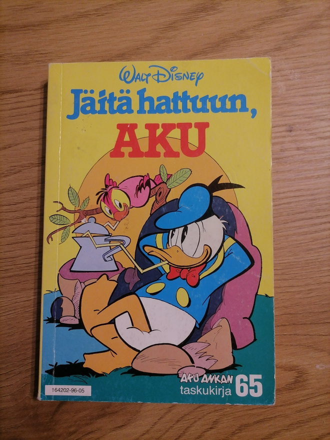 Aku Ankan Taskukirja 65: Jäitä hattuun, Aku