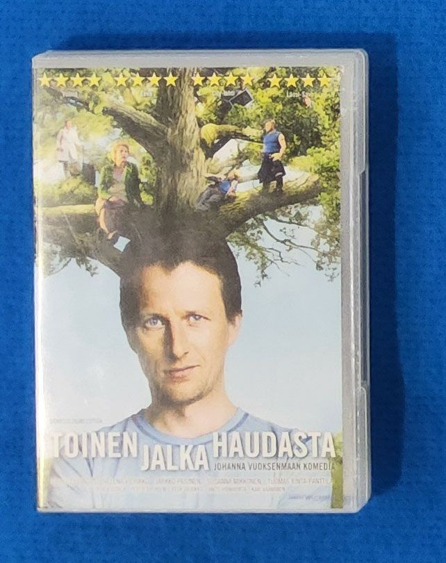 Toinen jalka haudasta (Hirtehishuumoria)