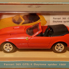 Rio Ferrari 365 GTS/4 Daytona Spider -pienoismalli - pikkukuva 1