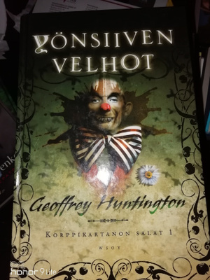Geofrey Huntington Yönsiiven velhot ja demoni noita
