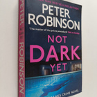 Peter Robinson : Not Dark Yet - pikkukuva 1