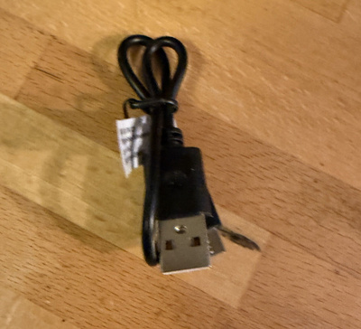 Musta Micro USB latausjohto 27-28 cm