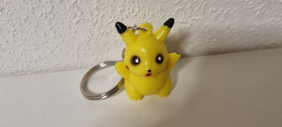 UUSI Pikachu AVAIMENPERÄ