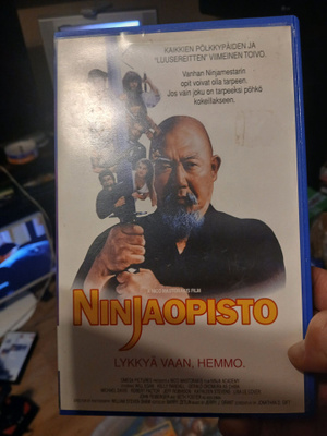 Ninja opisto vhs