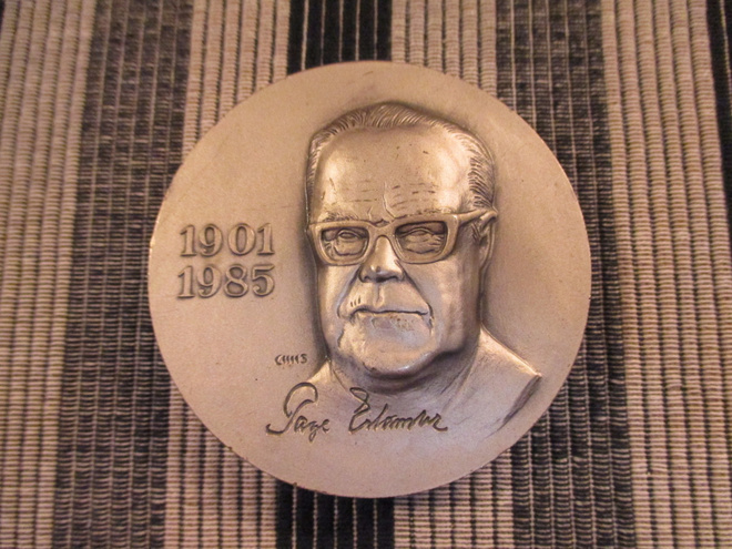 Tage Erlander mitali 1901-1985 .